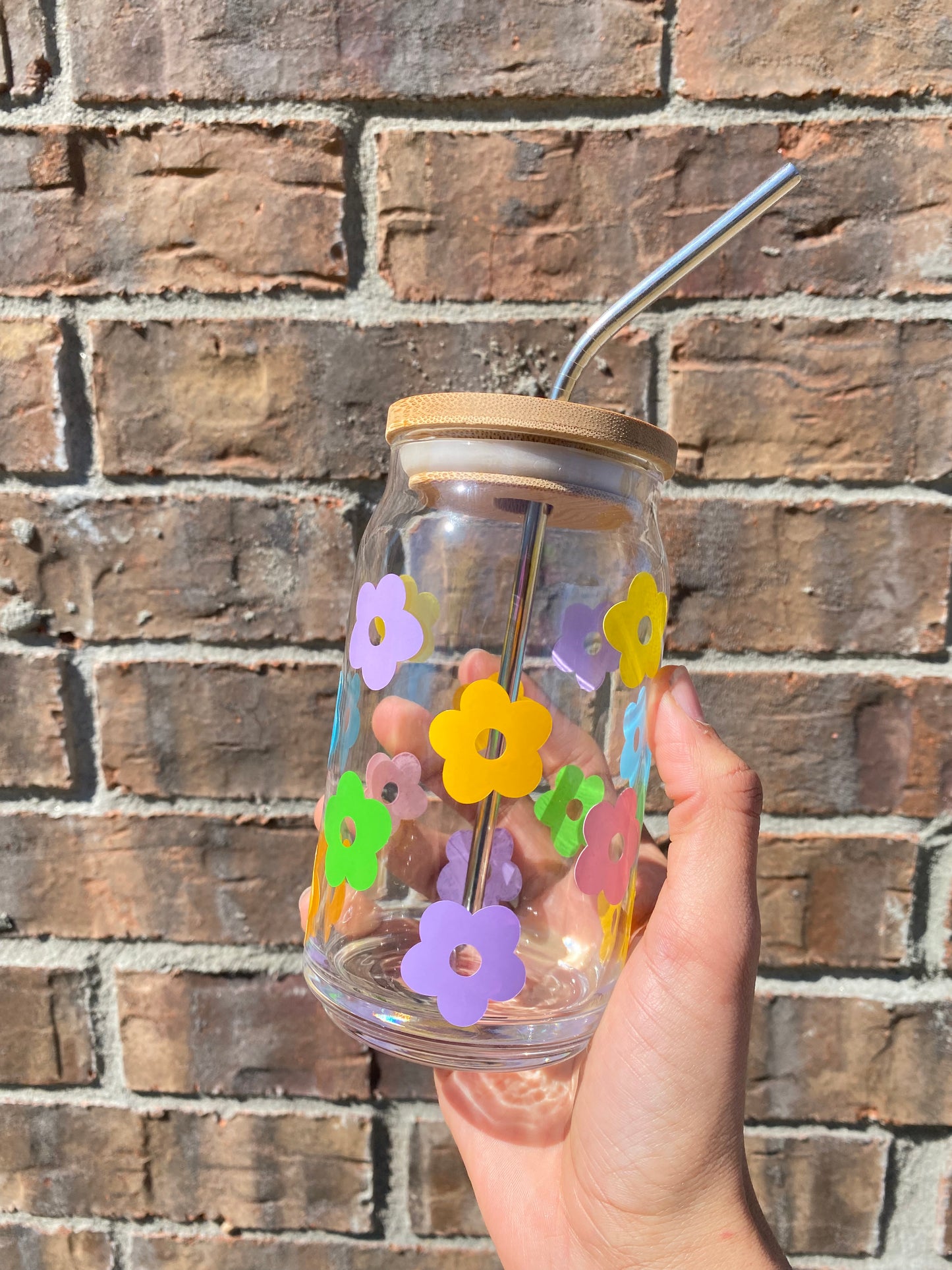 Colorful Daisies Can Glass